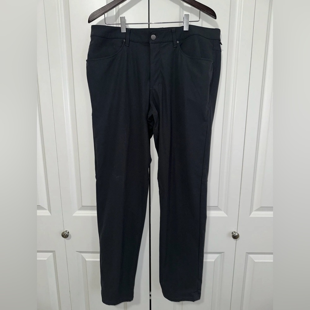 Lululemon Lightweight ABC Classic Fit Pants Size 36 - Picture 1 of 5